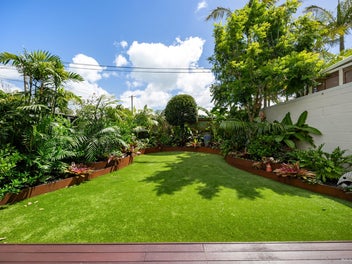 Sun-Soaked Garden Apartment