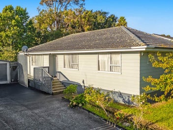 Classic Family Home on 600m2 Parkside Living