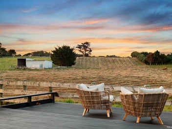 CHARISMATIC LIFESTYLE – VENDOR’S HAVE PURCHASED!