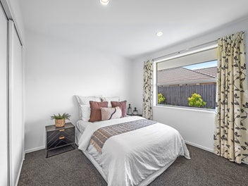 Vendors relocated – must be sold