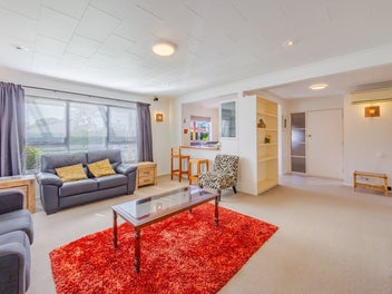 Immaculate Home, Superb Location