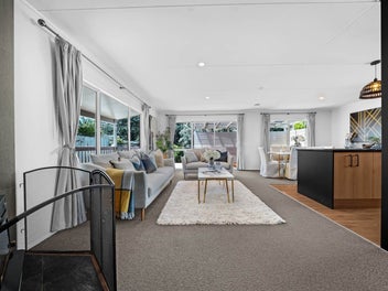 Stylish Freehold Home in Triple School Zones