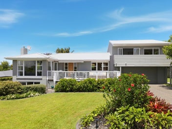 A Rare Family Estate in a Prime Judea Setting