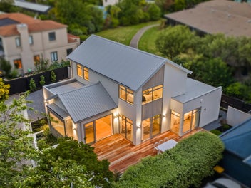 Luxury, Convenience, Privacy!