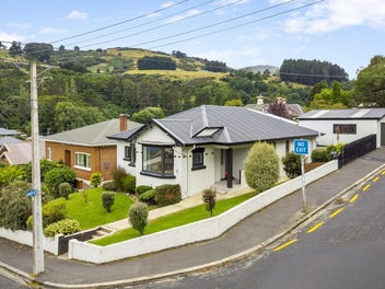 Family Home With Double Garaging