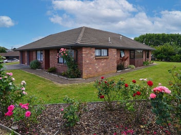 Secure, Over-55s Living