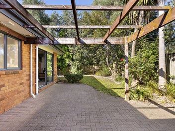 Golf Course Views & Exceptional Privacy