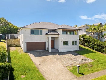 Vacant & Ready For A Quick Sale