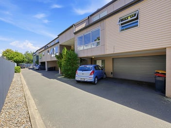 20k Reduction! Best Buy Of The Year!