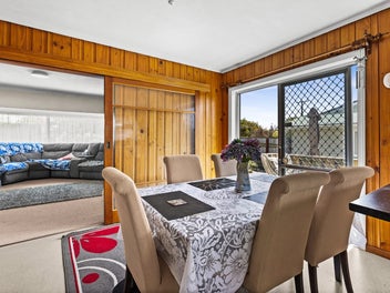 Vendor Says Let's Go