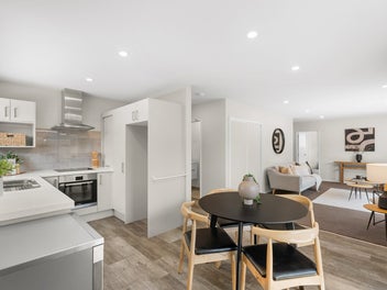 Modern, Private, Sunny and Standalone!