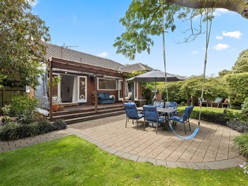 A Little Bit of Magic in Somerfield