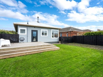 Beautifully Renovated Home - Sunny & Move-In Ready