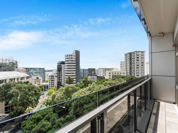 Architecturally Designed 2-Room Flexi