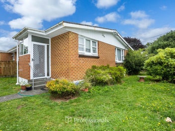 Golden Mile; Golden Opportunity