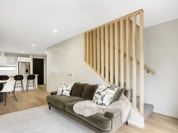 Riverside tranquility - Sanctuary in the city