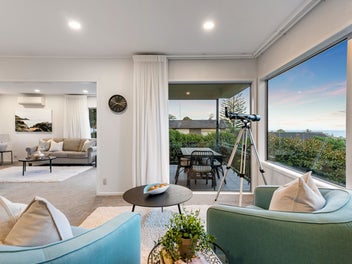 Golden Triangle Living: Rangi, Views & Potential