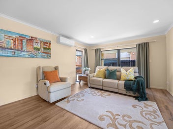 Single-Level Brick Beauty Close To Park