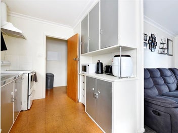 OUTSTANDING OPPORTUNITY FOR OWNERSHIP