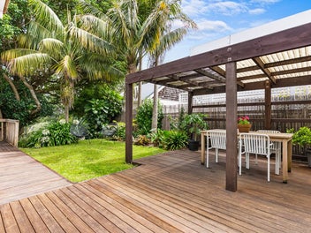 Bungalow Soul, Contemporary Glow