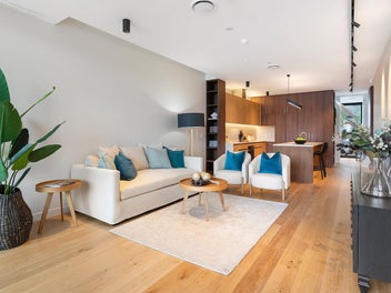 Right Spot, Right Now - Coastal Living Made Easy