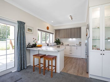 A Rare Allenton Sanctuary On 2284sqm