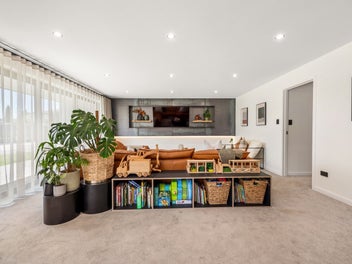 Simply Stunning – A Complete Transformation