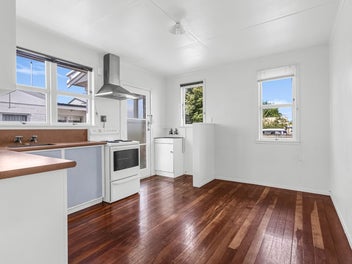 A Well-Kept Gem with Central Appeal