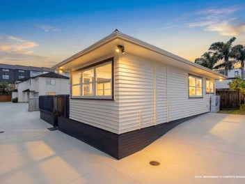 Prime Albany Living – Renovated & Ready to Enjoy