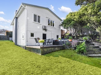 Short Notice Sale - Be Quick!