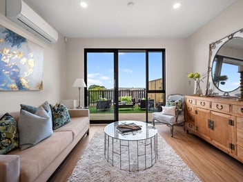 2 Bed, 2 Ensuite – Brand New with Views