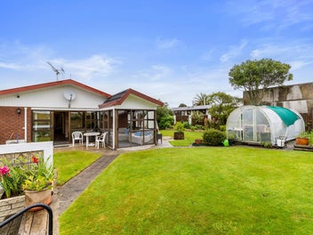 Begin Your Next Chapter in Tasman Drive