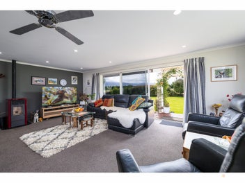 Modern Living on a Private, Sun-Soaked Section