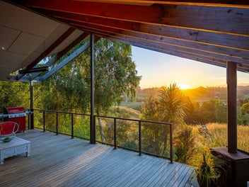 Elevated Living & Endless Views