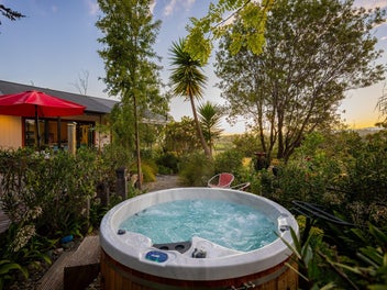 Elevated Living & Endless Views