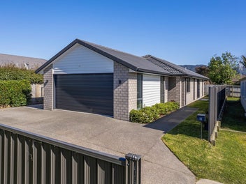 Near- New Brick Home Close to All Amenities