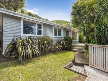 Affordable Charm with Sun, Location & Privacy