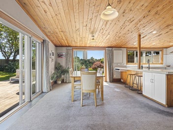 Renovated Villa Next to the Greens