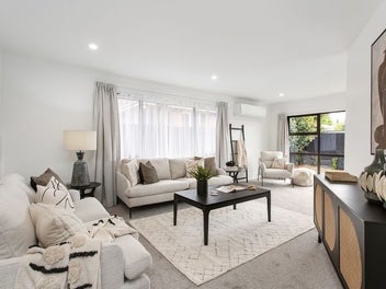 Modern and Easy Care, move in now!