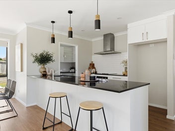 Where Indoor–Outdoor Living Comes Naturally