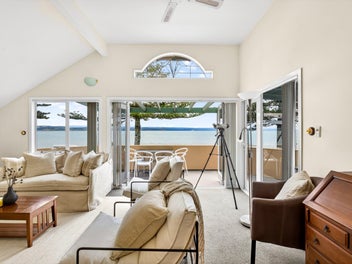 A Compelling Waterfront Offering