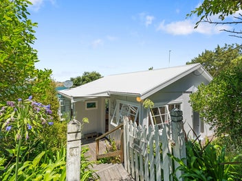 Gull Cottage - Unequivocal Waiheke