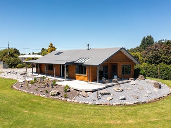 Uninterrupted Mountain View Protected by Covenants