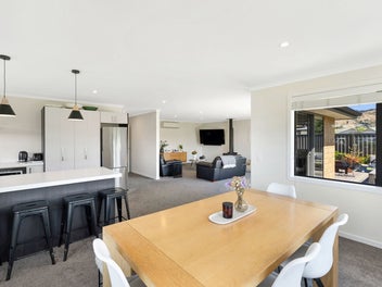 Sun-Soaked, Private & Perfectly Positioned