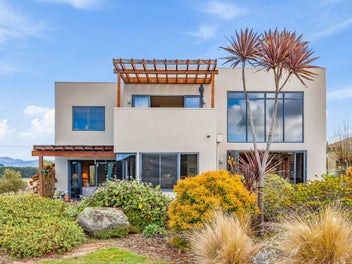 Land, Resort, Stock Finishing Paddocks