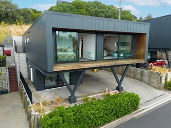 Sleek, Sophisticated, Sun-Drenched &...