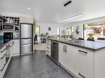 Appealing & Private Maunu Retreat!