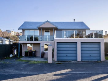 Vendors on the move - this home must be sold