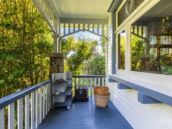 Enduring Character, Versatile Living