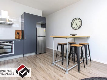 One Bed. Two Parks. No Compromise.